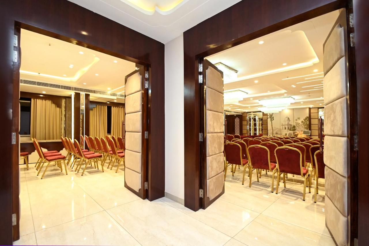 Hotel Blue Sapphire Кота Экстерьер фото